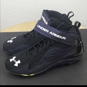 Under Armour Football Cleats Sz 16